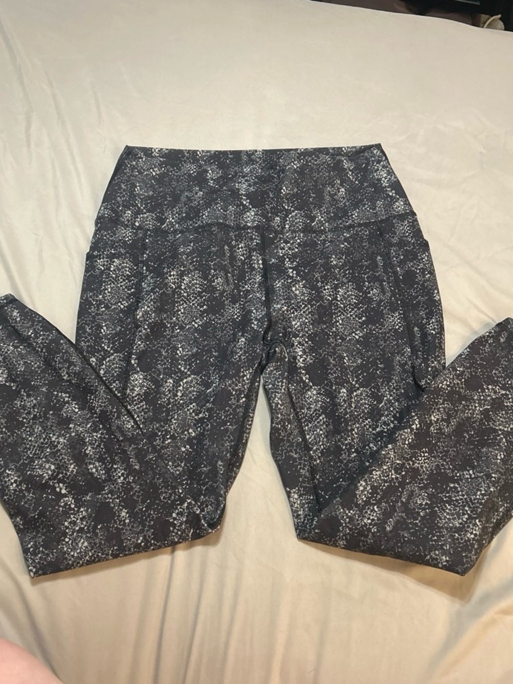 RBX Black and Gray Printed High-Waist Leggings